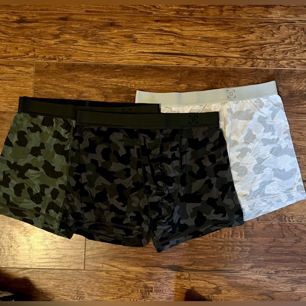 Lululemon men’s always in motion 3” boxer shorts NWOT